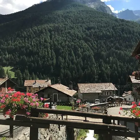 Bellavista Apartman *